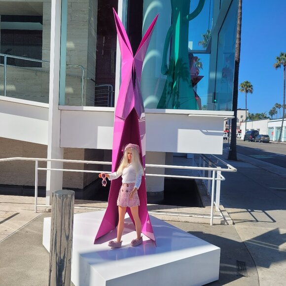 Pink Tweed Skirt and White Long Slv Top & hat 3 Pc Set - Picture 2 of 13